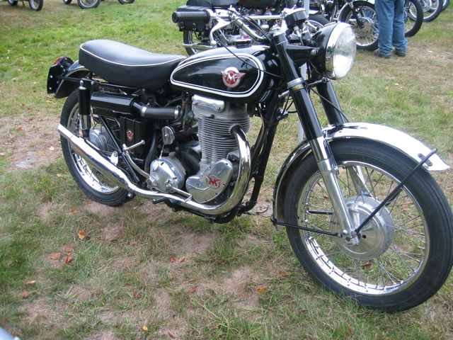 '61 Matchless Typhoon (Single)